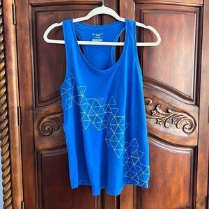 Tek gear drytek activewear top- size M